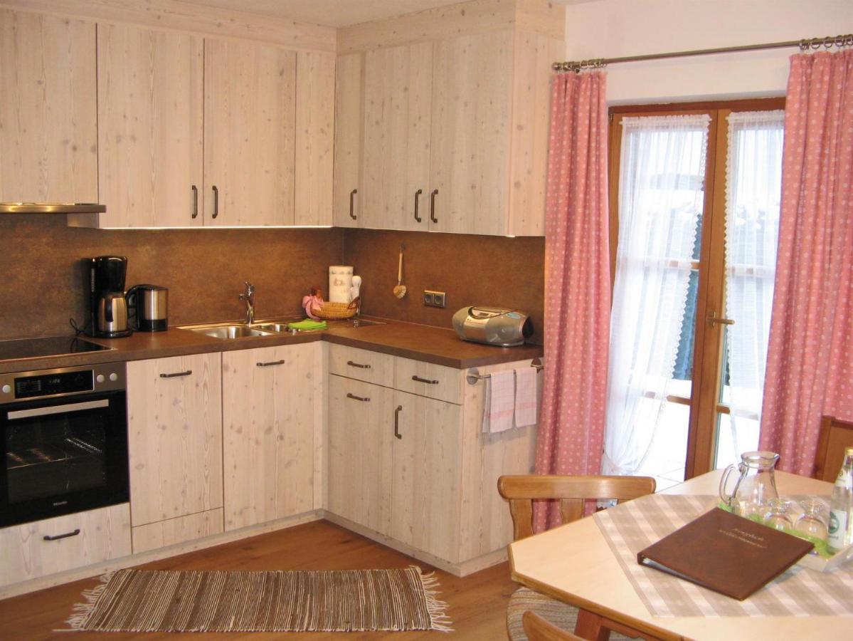Haus Isartal Lägenhet Mittenwald Exteriör bild